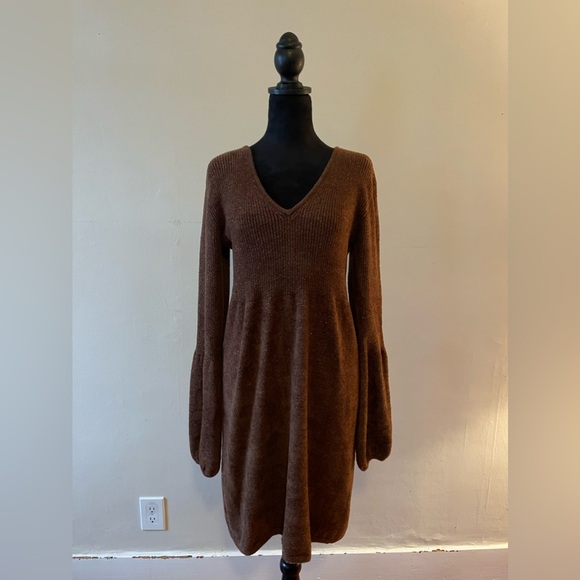 Newport News Brown/Metallic Thread Sweater Dress, Soft plush, size med - Picture 1 of 7